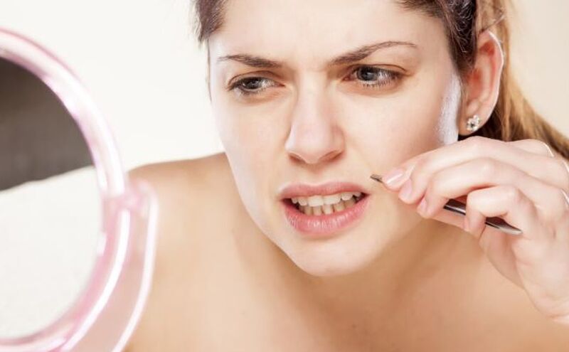 अपरलिप्स के बालों को हटाने के लिए करें घरेलु उपाय