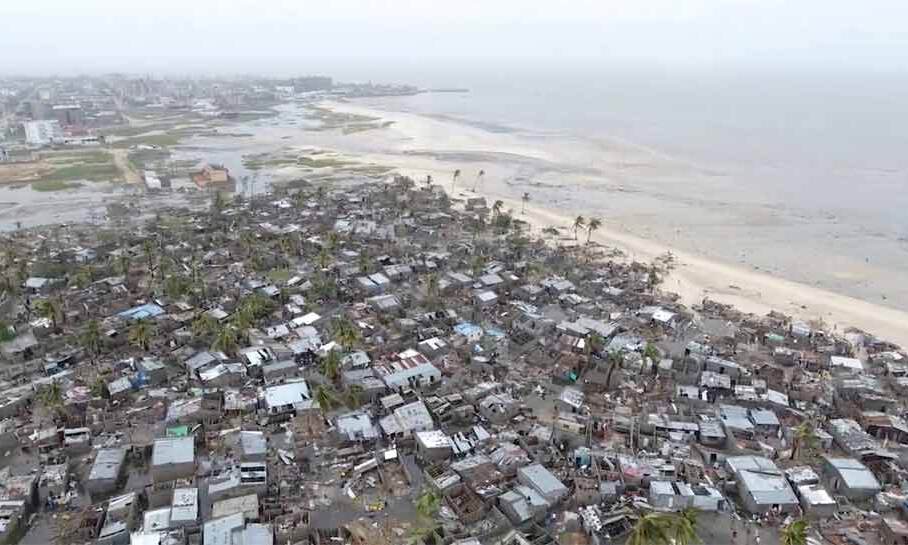 जिम्बाब्वे में चली ऐसी हवा, एक ही झटके में सुला गई 300 लोगों को मौत की नींद