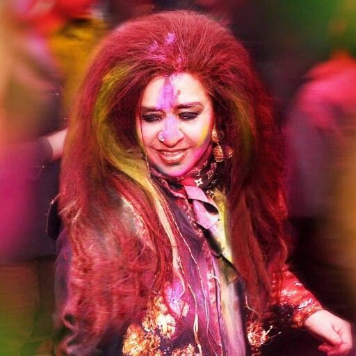 होली खेलने के पहले अपना शहनाज़ हुसैन के टिप्स, स्किन नहीं होगी ख़राब