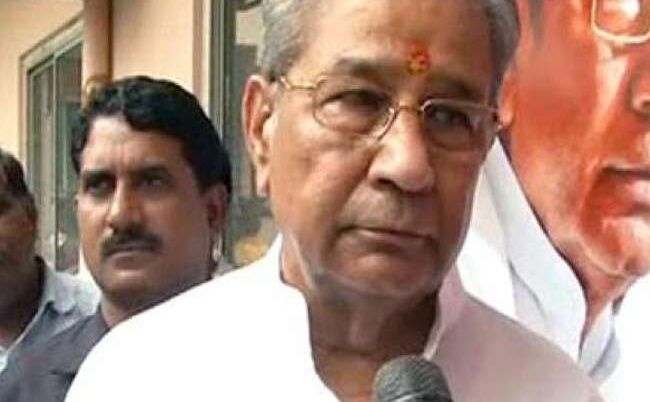 हाथ,कांग्रेस का धनश्याम ने भाजपा के दिग्गज नेता रहे हैं तिवाड़ी