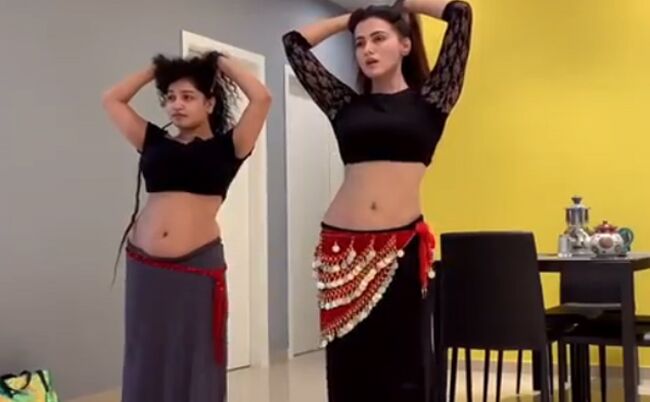 रणवीर-दीपिका के गाने पर सना खान ने किया बैले डांस,