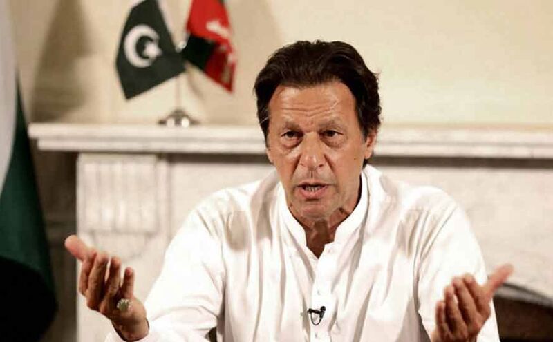 भारत के साथ तल्ख रिश्तों के बीच अब वर्ल्ड कप ने उड़ाई पाकिस्तान PM इमरान खान की नींद