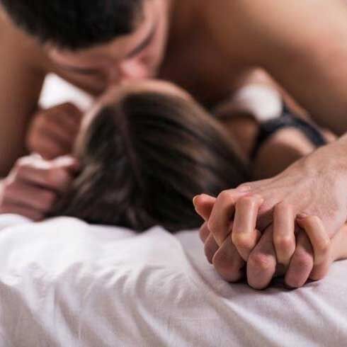 जरुरी नहीं फर्स्ट टाइम सेक्स में महिलाओं को हो ब्लीडिंग