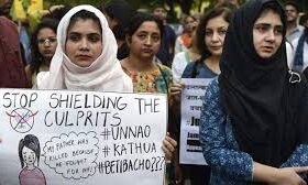 पाक में दो नाबालिग हिंदू लड़कियों के अगवा मामले में सड़क पर उतरे लोग