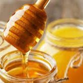 इन चीज़ों के साथ कभी ना करें शहद का सेवन