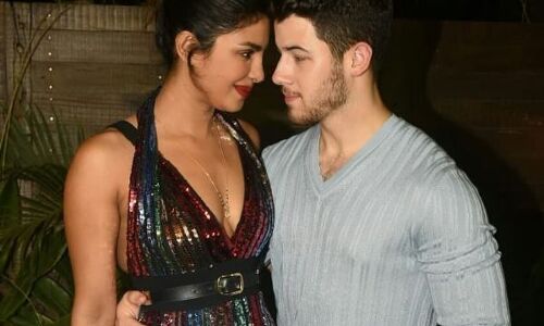 प्रियंका ने शेयर की यह खूबसूरत फोटो, पति निक ने दिया खास तोहफा