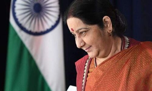  विदेश मंत्री सुषमा स्वराज ने  कहा कि आतंकवादी हमलों के बाद इस्लामिक देशों के बीच पाकिस्तान को अलग-थलग करने में सफल  भारत