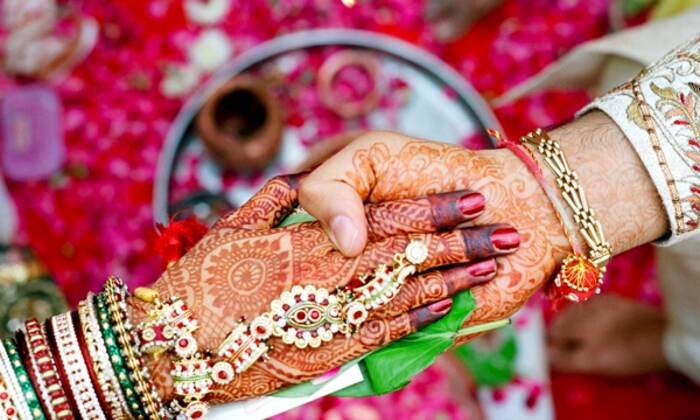 जानिए क्या वजह है की चीन में युवा पीढ़ी की शादी में दिलचस्पी लगातार घटती जा रही,