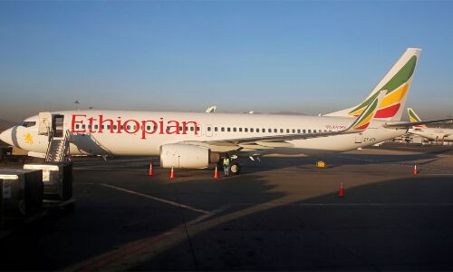 इथियोपिया और इंडोनेशिया में 737 मैक्स एयरलाइन के दुर्घटनाग्रस्त होने के बाद बोइंग ने उत्पादन में कटौती की