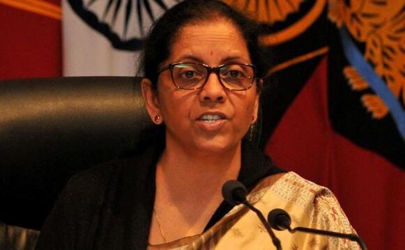 पाकिस्‍तानी F-16 पर अमेरिकी पत्रिका के दावे को रक्षा मंत्री निर्मला सीतारमण ने झुठलाया,कहा कांग्रेस भी भजन मंडली