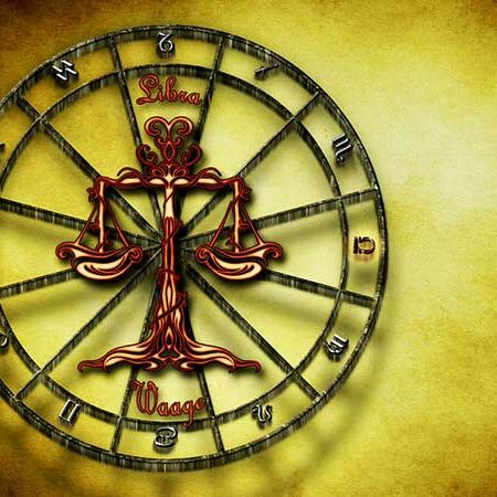  आज का राशिफल: इन राशिवालों के लिए आज लाभकारी होगा बड़े फैसले लेना 