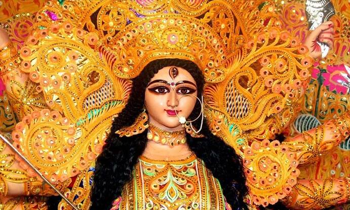 जाने किन ख़ास वजहों से मनाई जाती है नवरात्रि, जानिए इतिहास