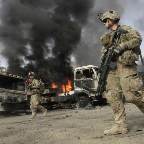 मुख्य अमेरिकी शिविर के पास तालिबान के हमले में तीन मरीन की मौत, जबकि एक अफगान ठेकेदार घायल 