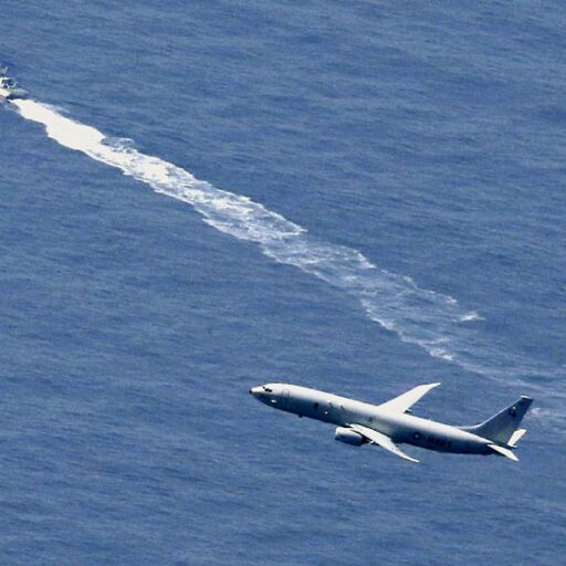 प्रशांत महासागर में मिला जापान के खुफिया लड़ाकू विमान एफ-35का मलबा, पायलट अब भी लापता