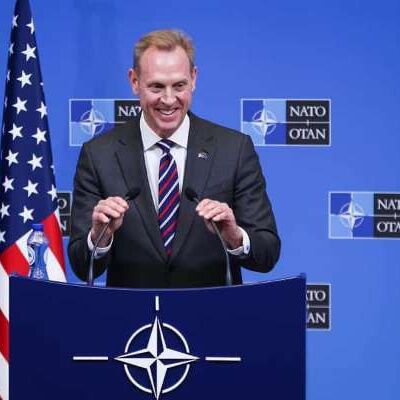 उत्तर कोरिया के किम जोंग ने सत्तारूढ़ वर्कर्स पार्टी की एक शीर्ष टीम की बैठक बुलाई, मौजूदा तनावपूर्ण स्थिति पर चर्चा