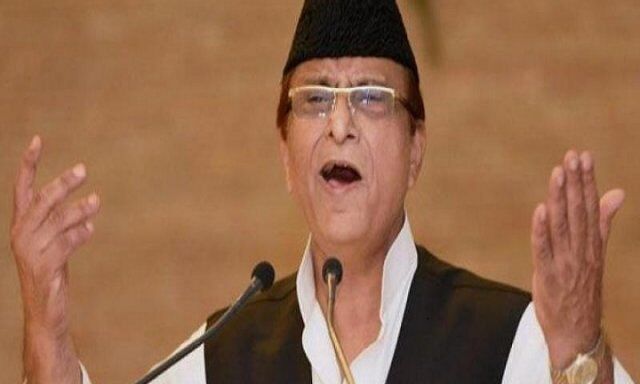  लोकसभा चुनाव का पहले चरण का मतदान खत्म होने के बाद समाजवादी पार्टी के नेता और प्रत्याशी आजम खान ने दिया विवादित बयान