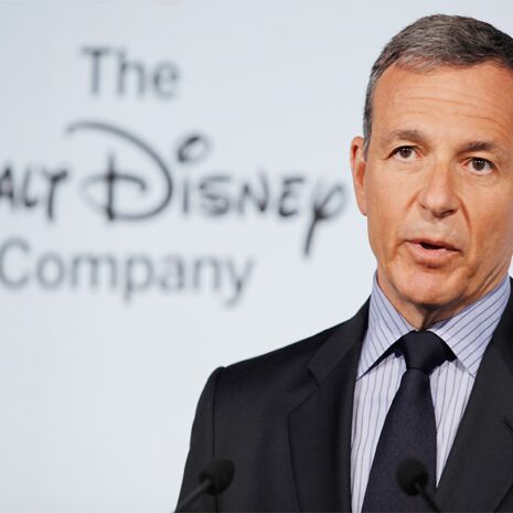डिज्नी के सीईओ बॉब इगर ने दिया बयान  - कहा आज हिटलर होता तो सोशल मीडिया को काफी पसंद करता