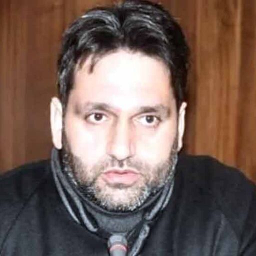 श्रीनगर के डिप्टी मेयर शेख इमरान ने विवादित टिप्पणी की, नाम के आगे लगाया मुजाहिद