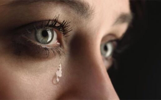 जानिए क्यों उदास ही रहती हैं ऐसे लोगों की आंखें