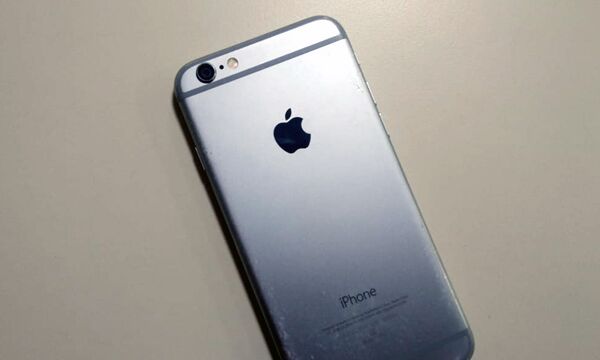 Apple की गिरती सेल पर ब्रेक लगाने के लिए लॉन्च होगा छोटे डिस्प्ले वाला iPhone