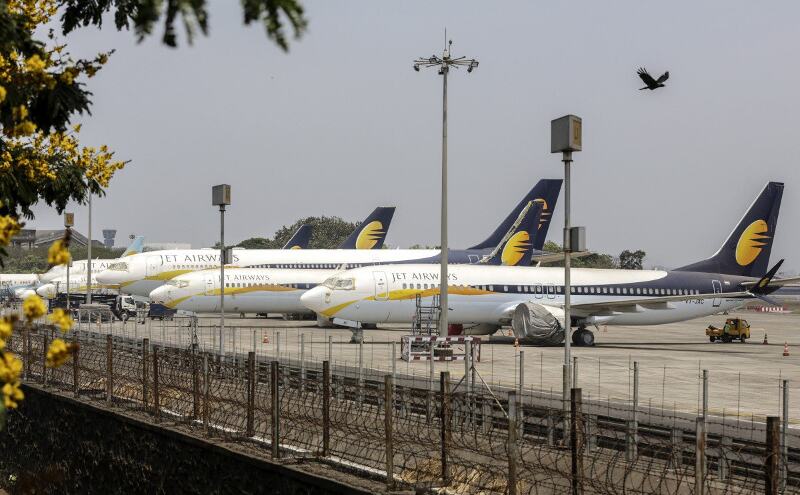 जेट एयरवेज इंडिया लिमिटेड के शेयर्स गुरुवार के कारोबार में 34 फीसद तक टूट गए