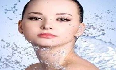 Skin tips: गर्मी में त्वचा को ऐसे रखें साफ...