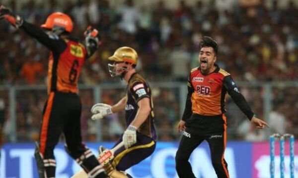 SRH vs KKR: हैदराबाद ने टॉस जीता, पहले गेंदबाजी का फैसला