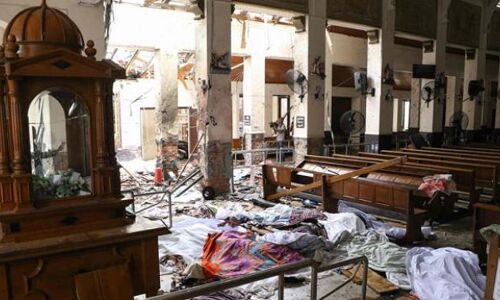 मारे गए लोगों की तस्वीरें थी इतनी वीभत्स, किसी ने आंख बंद कर लीं तो कोई गश खाकर गिर पड़ा