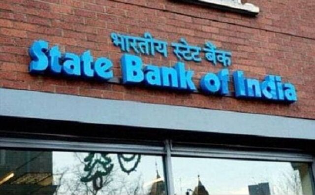 SBI ने सेविंग अकाउंट से जुड़े इस नियम में किया बदलाव, 1 मई से लागू होगा