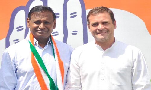 बीजेपी सांसद उदित राज ने थामा कांग्रेस का हाथ, लोकसभा टिकट नहीं मिलने से थे नाराज