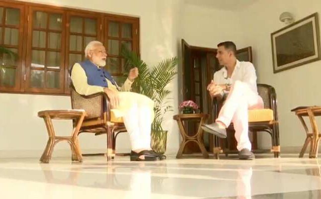 अक्षय ने ट्विटर एकाउंट को लेकर पीएम मोदी से बात की तो उनका जवाब काफी चौंकाने वाला...