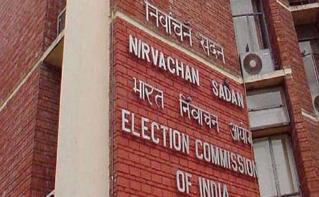 कैसरगंज प्रत्याशी पाण्डेय ने CM योगी के विरुद्ध असंसदीय और अशोभनीय टिप्पणी पर कांग्रेस प्रत्याशी पर केस दर्ज