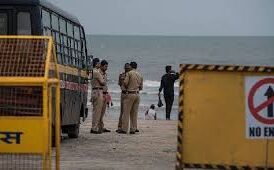 बेंगलुरु पुलिस को मिली कई राज्यों में आतंकी हमले की चेतावनी, फोन करने वाला शख्स गिरफ्तार