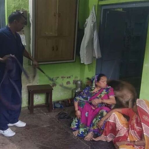 सीकरी में तेल कारोबारी की हत्या कर घर में डाका, विरोध में बाजार बंद