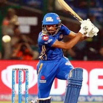 हार्दिक ने फिर जड़ा हेलिकॉप्टर सिक्स, IPL ने अनोखे कमेंट के साथ किया शेयर