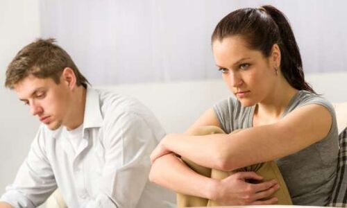 पत्नी की बातों से परेशान पति ने अपनाया अनोखा तरीका,जानकर हो जायेगे हैरान ...