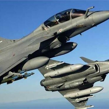 सुप्रीम कोर्ट में राफेल केस की सुनवाई, केंद्र ने सुनवाई स्थगित करने का किया अनुरोध