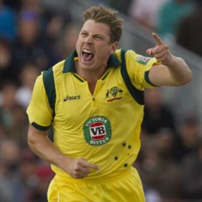 बॉयफ्रेंड बताने पर मचा बवाल तो फॉकनर ने कहा, मैं वो नहीं हूं