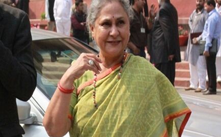 समाजवादी पार्टी की नेता जया बच्चन ने लखनऊ से अपनी पार्टी की नेता पूनम सिन्हा के लिए प्रचार किया समाजवादी पार्टी की नेता जया बच्चन ने लखनऊ से अपनी पार्टी की नेता पूनम सिन्हा के लिए प्रचार किया