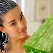 बालों और स्कैल्प के लिए एलोवेरा जेल है फायदेमंद