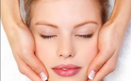 जानें फायदे, चेहरे की सुंदरता बढ़ाने के लिए अपनाएं जापानी मसाज के