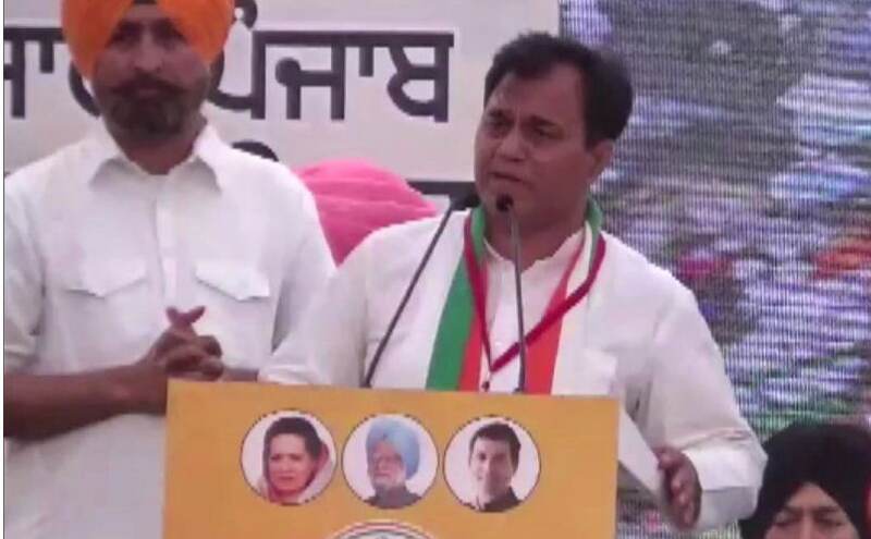 BJP चाहे सनी देओल या सनी लियोनी को उतारे, BJP चाहे सनी देओल या सनी लियोनी को उतारे,