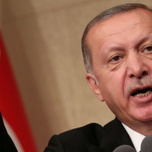 ईरान को स्पष्ट संदेश देने के लिए अमेरिका तैनात करेगा करियर स्ट्राइक ग्रुप ईरान को स्पष्ट संदेश देने के लिए अमेरिका तैनात करेगा करियर स्ट्राइक ग्रुप