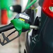 सोमवार को सस्ता हुआ पेट्रोल