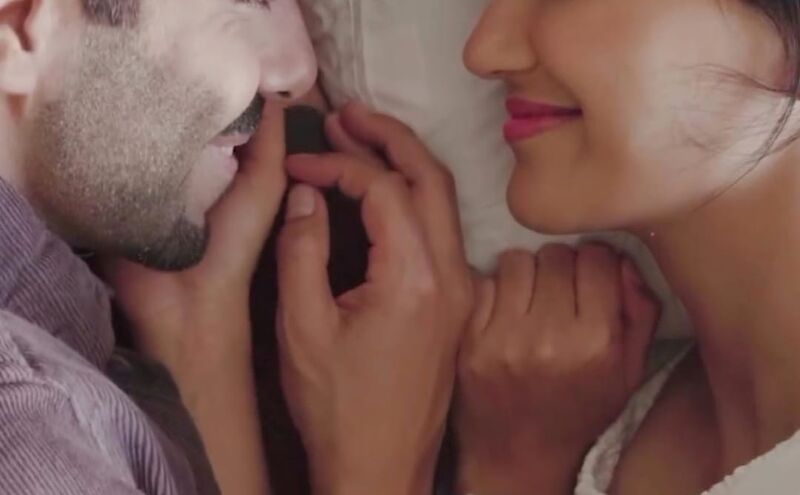अपारशक्ति खुराना का नया गाना तेरा नाम सुनके रिलीज़, निकिता दत्ता संग रोमांटिक अवतार में दिखे अपारशक्ति खुराना का नया गाना तेरा नाम सुनके रिलीज़, निकिता दत्ता संग रोमांटिक अवतार में दिखे