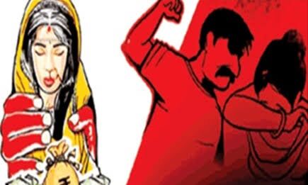 दहेज उत्पीड़न में पति सहित पांच पर मुकदमा दहेज उत्पीड़न में पति सहित पांच पर मुकदमा