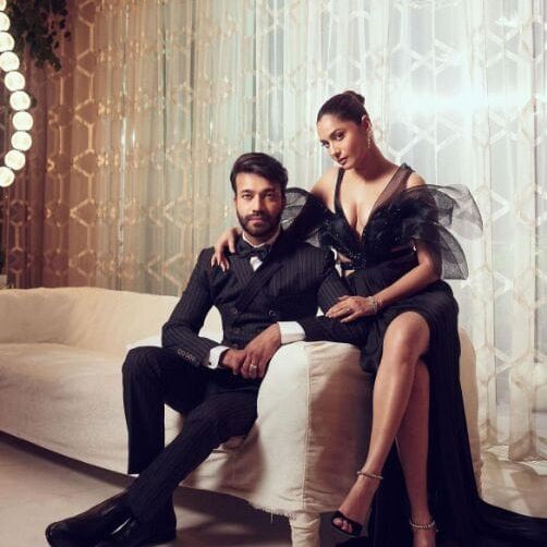 पवित्र रिश्ता से लेकर फॉरएवर तक: अंकिता लोखंडे और विक्की जैन ने शादी के दो साल पूरे होने का जश्न मनाया! पवित्र रिश्ता से लेकर फॉरएवर तक: अंकिता लोखंडे और विक्की जैन ने शादी के दो साल पूरे होने का जश्न मनाया!