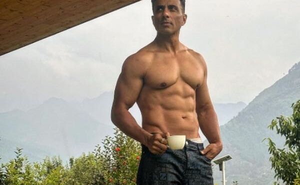 बॉलीवुड आइकन सोनू सूद ने फैंस के साथ साझा किया एडवेंचर वीडियो बॉलीवुड आइकन सोनू सूद ने फैंस के साथ साझा किया एडवेंचर वीडियो