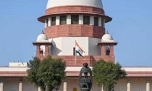 26 साल पुराने फैसले को पलटते हुए सुप्रीम कोर्ट ने वोट के बदले नोट मामले में सुनाया बड़ा फैसला