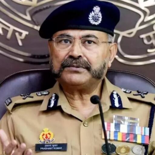उत्तर प्रदेश में महिला पुलिसकर्मियों को बीट पर तैनात किया जाएगा, एक बड़ा फैसला उत्तर प्रदेश में महिला पुलिसकर्मियों को बीट पर तैनात किया जाएगा, एक बड़ा फैसला